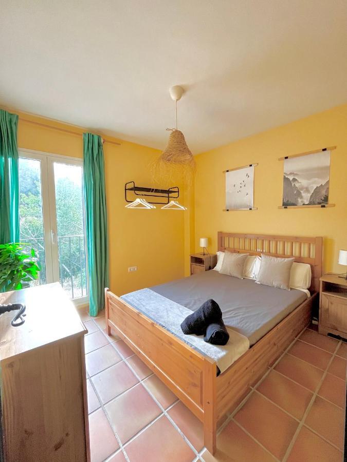 Casa Rural Una Ventana A La Montana Aracena Bagian luar foto